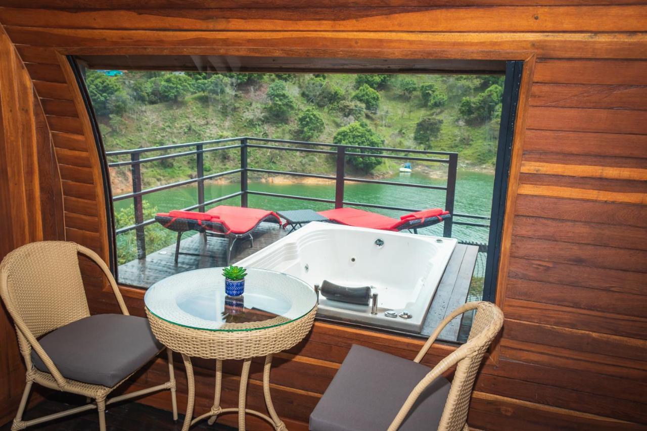 מלון Guatapé Glamping The Mountain מראה חיצוני תמונה