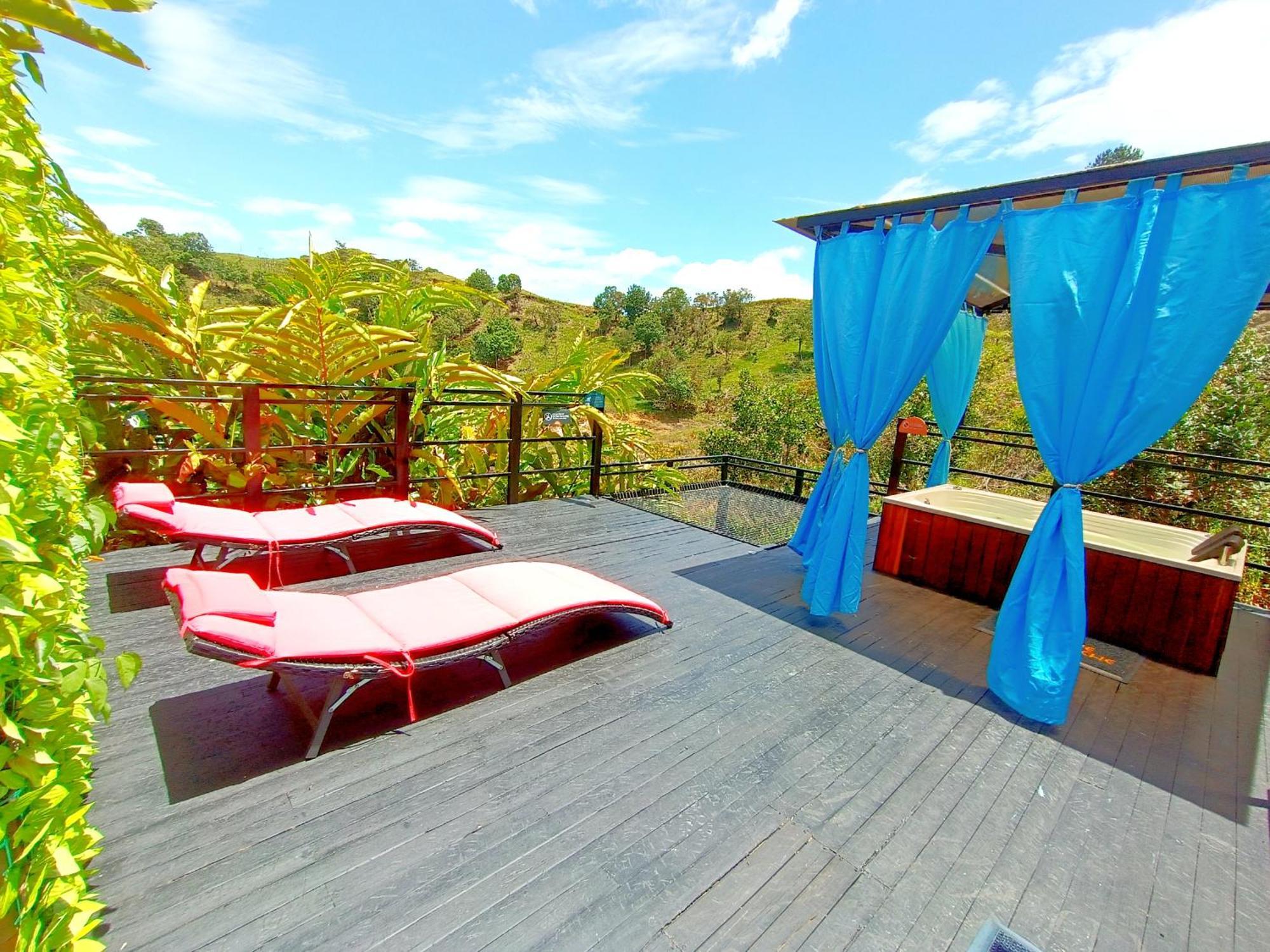 מלון Guatapé Glamping The Mountain מראה חיצוני תמונה