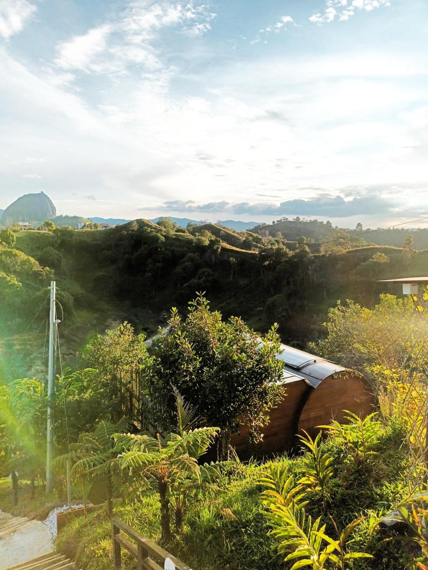 מלון Guatapé Glamping The Mountain מראה חיצוני תמונה